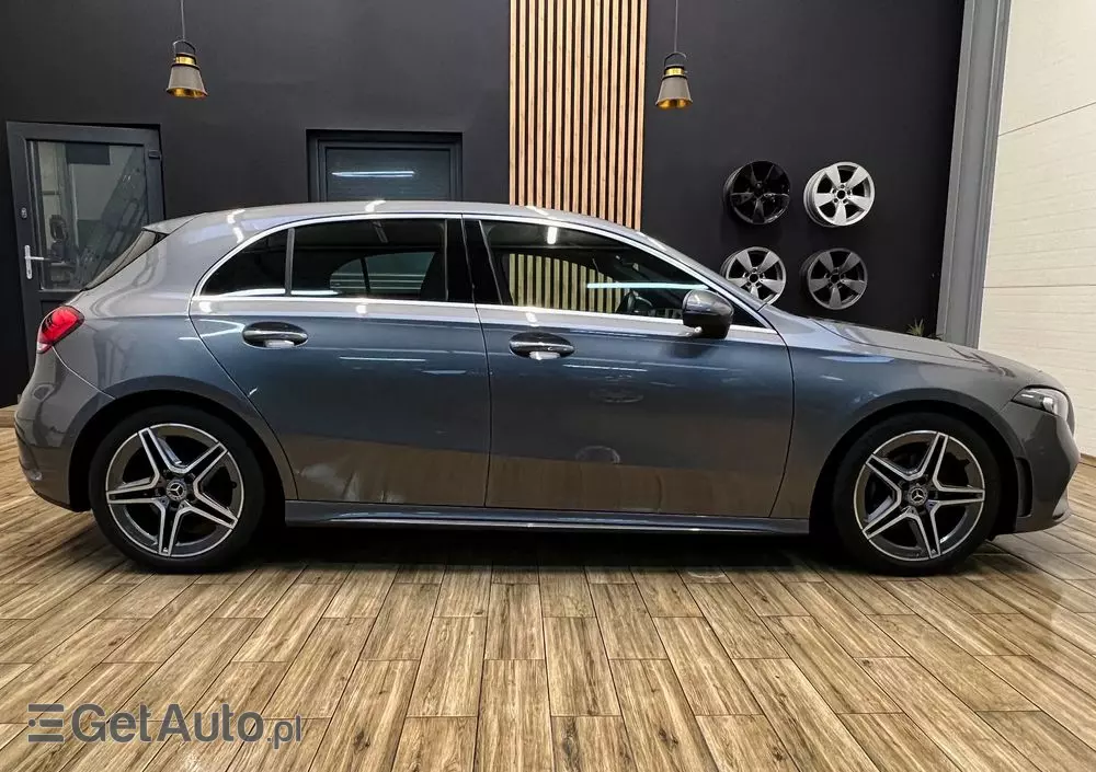 MERCEDES-BENZ Klasa A 200 d 8G-DCT AMG Line