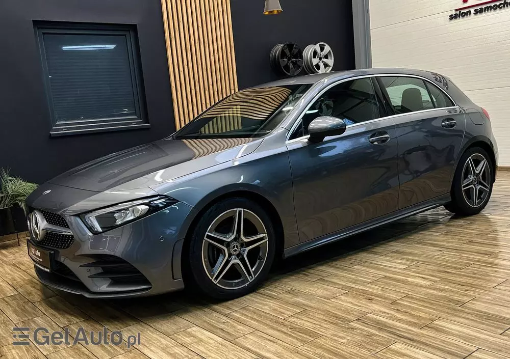 MERCEDES-BENZ Klasa A 200 d 8G-DCT AMG Line
