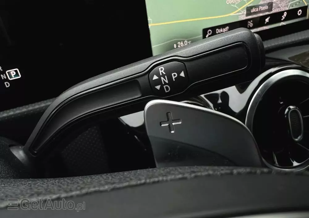 MERCEDES-BENZ Klasa A 200 d 8G-DCT AMG Line