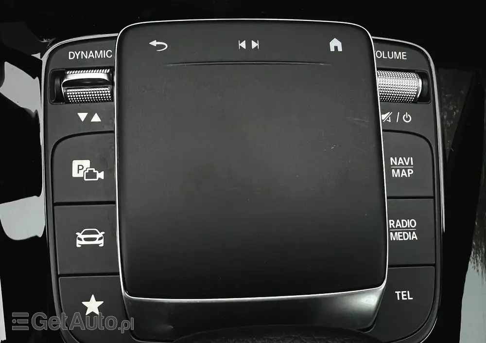 MERCEDES-BENZ Klasa A 200 d 8G-DCT AMG Line