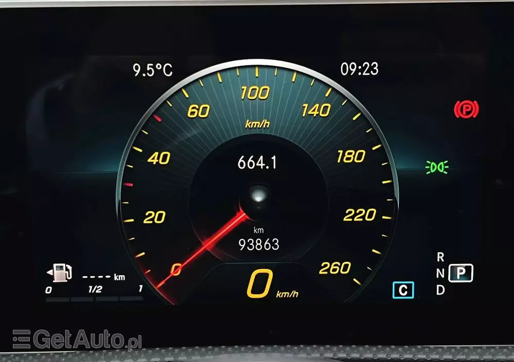 MERCEDES-BENZ Klasa A 200 d 8G-DCT AMG Line