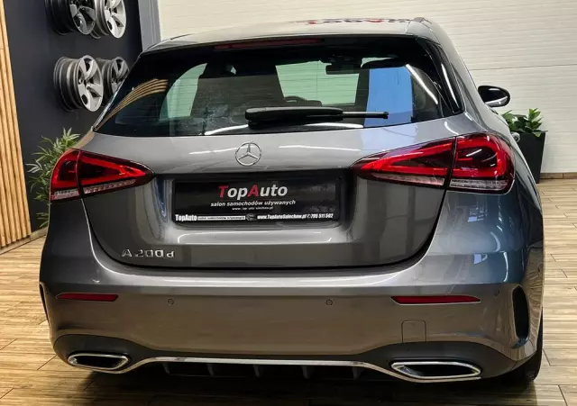 MERCEDES-BENZ Klasa A 200 d 8G-DCT AMG Line