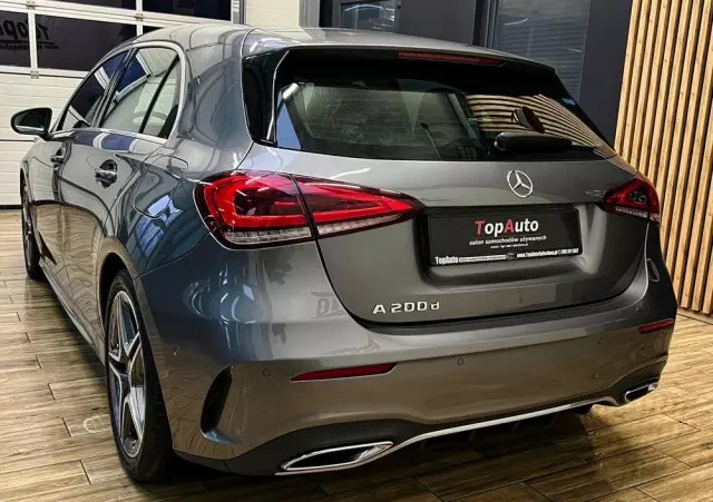MERCEDES-BENZ Klasa A 200 d 8G-DCT AMG Line