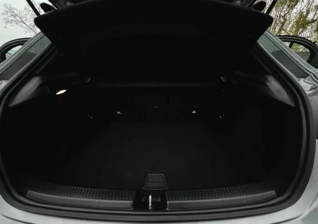 MERCEDES-BENZ Klasa A 200 d 8G-DCT AMG Line