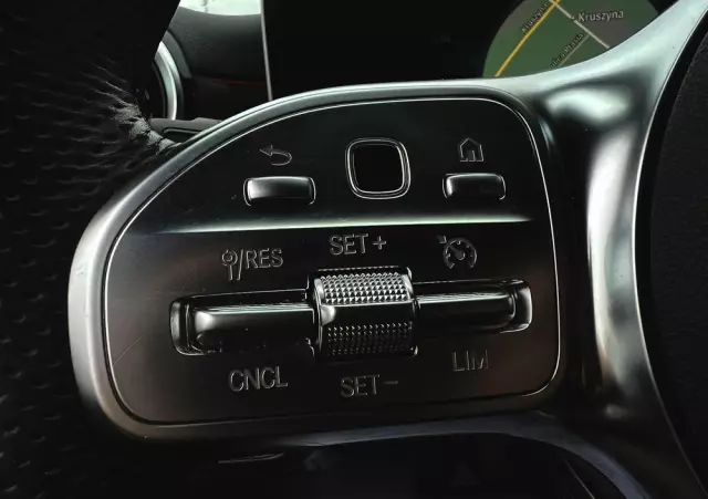 MERCEDES-BENZ Klasa A 200 d 8G-DCT AMG Line