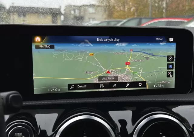 MERCEDES-BENZ Klasa A 200 d 8G-DCT AMG Line