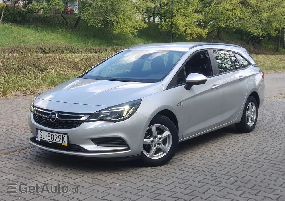 OPEL Astra 1.4 Turbo Innovation