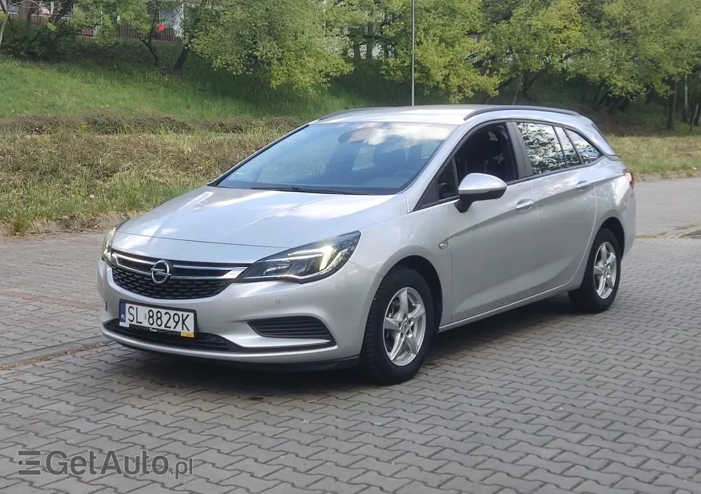 OPEL Astra 1.4 Turbo Innovation