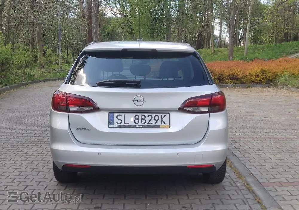 OPEL Astra 1.4 Turbo Innovation