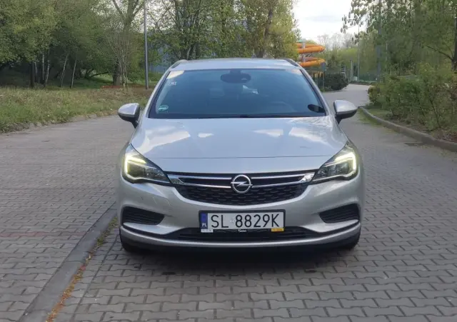OPEL Astra 1.4 Turbo Innovation