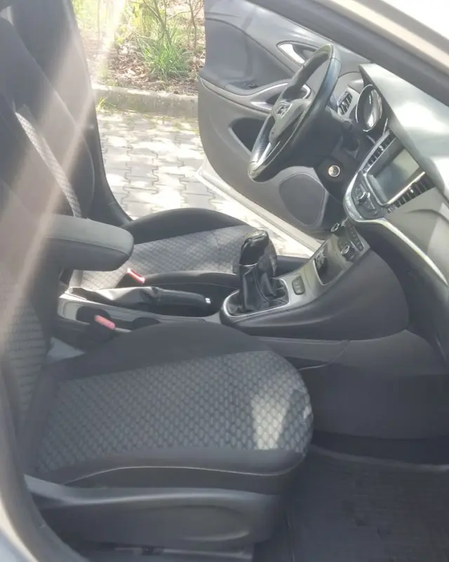 OPEL Astra 1.4 Turbo Innovation