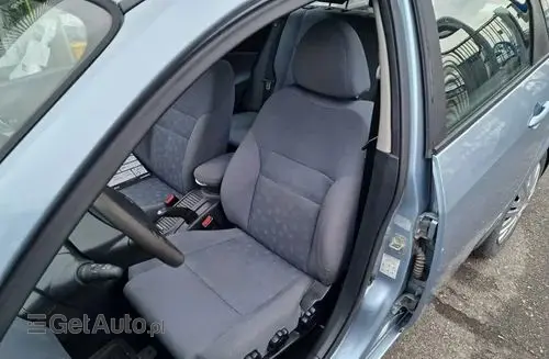 NISSAN Primera 