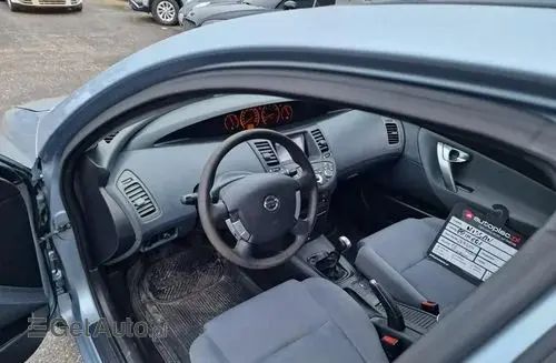 NISSAN Primera 