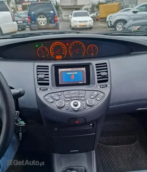 NISSAN Primera 