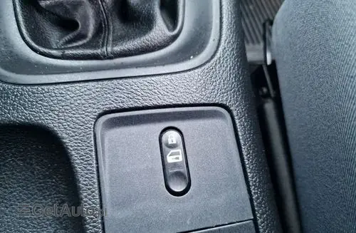NISSAN Primera 