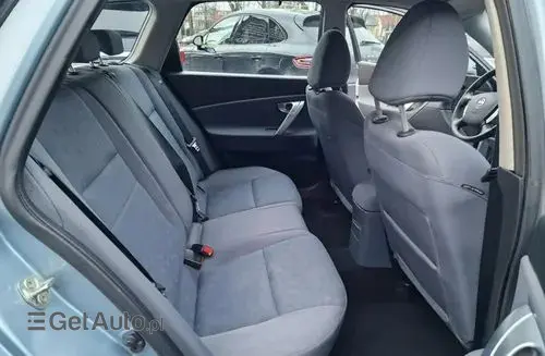 NISSAN Primera 