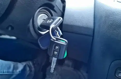 NISSAN Primera 