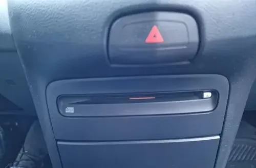NISSAN Primera 