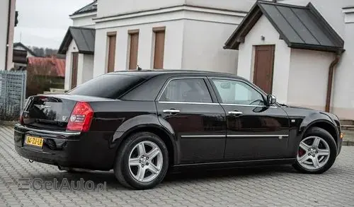 CHRYSLER 300C 