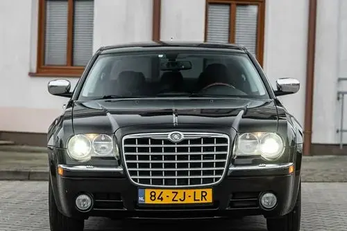 CHRYSLER 300C 