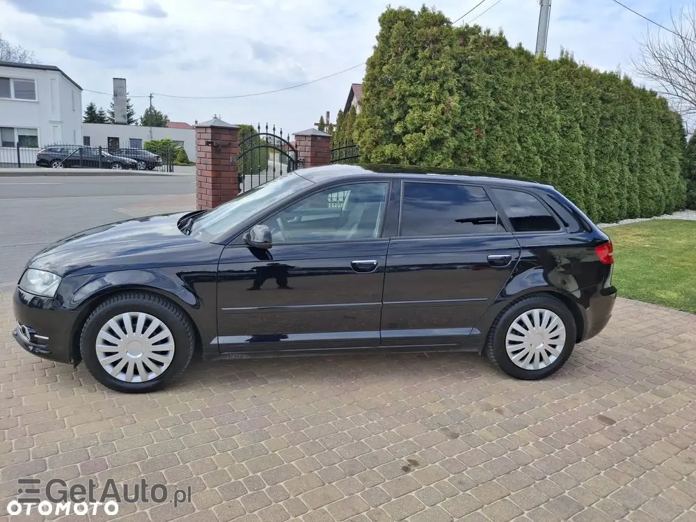 AUDI A3 Sportback 