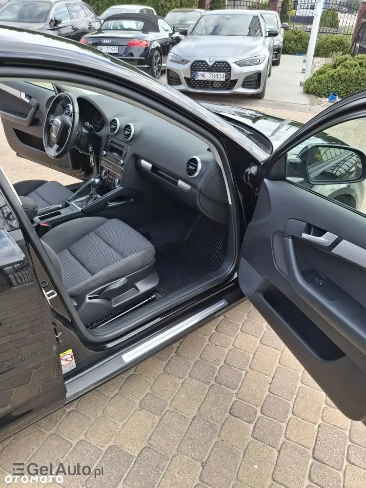 AUDI A3 Sportback 