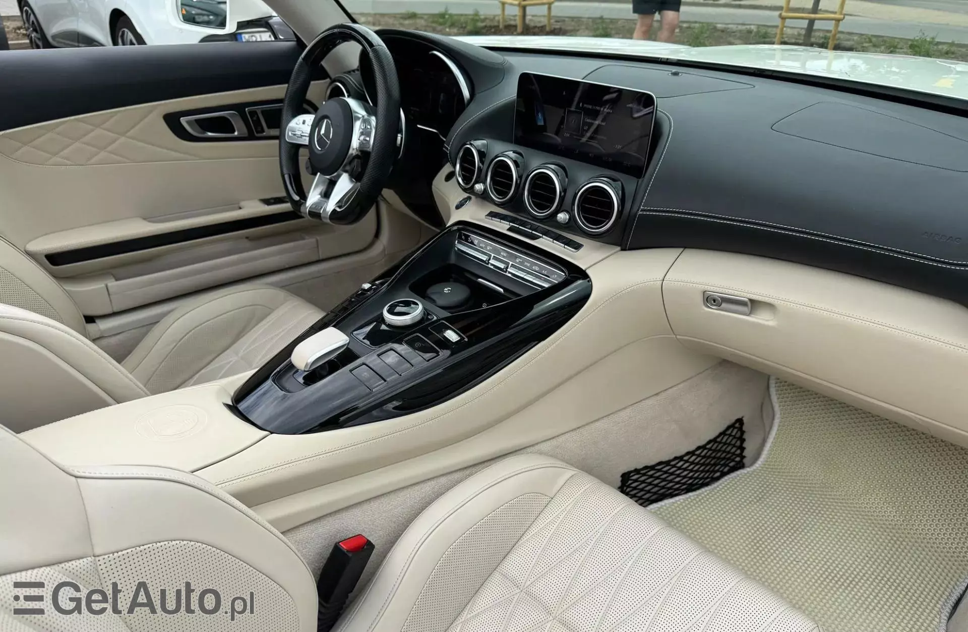 MERCEDES-BENZ AMG GT C 4.0 V8 (557 KM) DCT