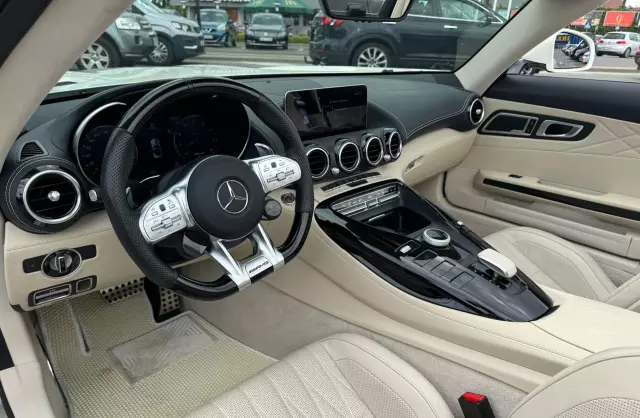 MERCEDES-BENZ AMG GT C 4.0 V8 (557 KM) DCT