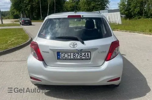 TOYOTA Yaris 
