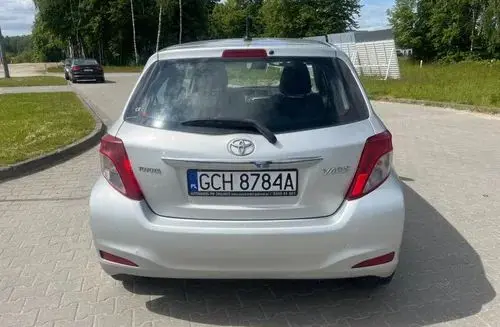 TOYOTA Yaris 