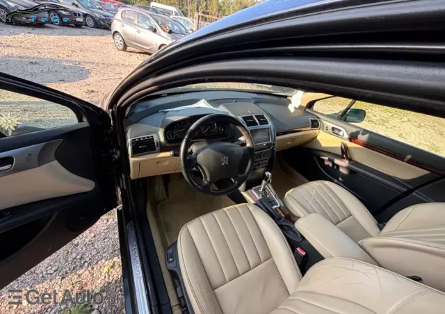 PEUGEOT 407 