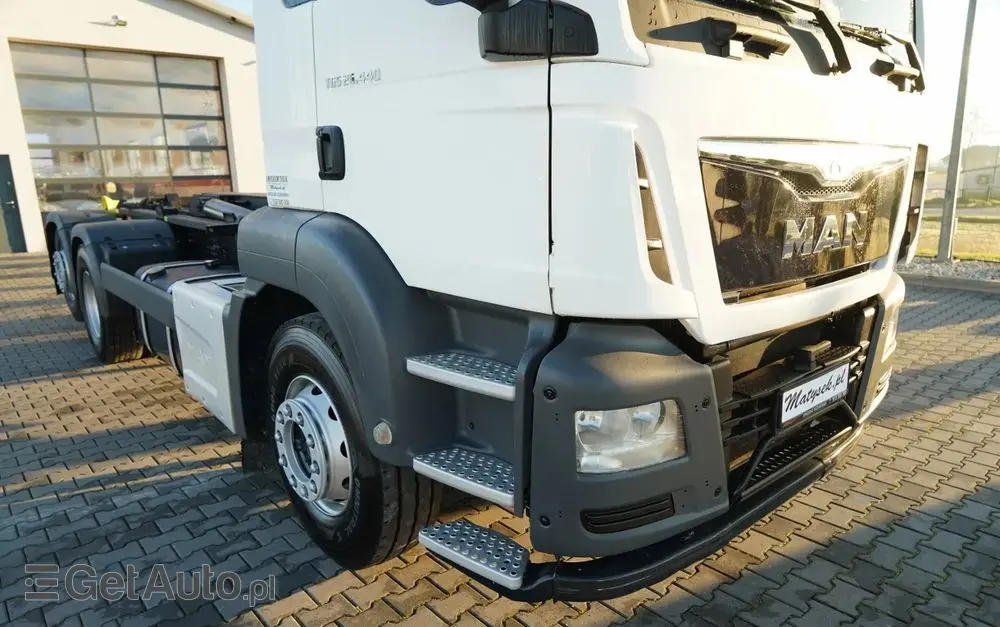 MAN TGS 26.440 / HAKOWIEC / MARREL AL TAM 20U  / 20 T / 6x2 / OŚ SKRĘTNA PODNOSZONA / OPONY 100% / EURO 6 