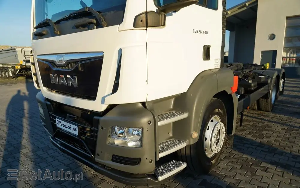 MAN TGS 26.440 / HAKOWIEC / MARREL AL TAM 20U  / 20 T / 6x2 / OŚ SKRĘTNA PODNOSZONA / OPONY 100% / EURO 6 