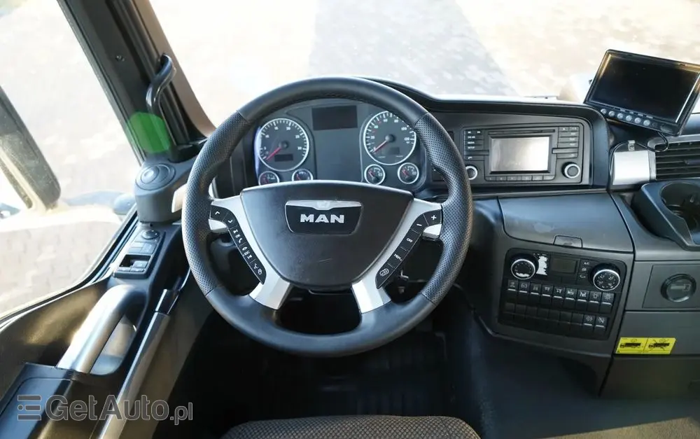 MAN TGS 26.440 / HAKOWIEC / MARREL AL TAM 20U  / 20 T / 6x2 / OŚ SKRĘTNA PODNOSZONA / OPONY 100% / EURO 6 