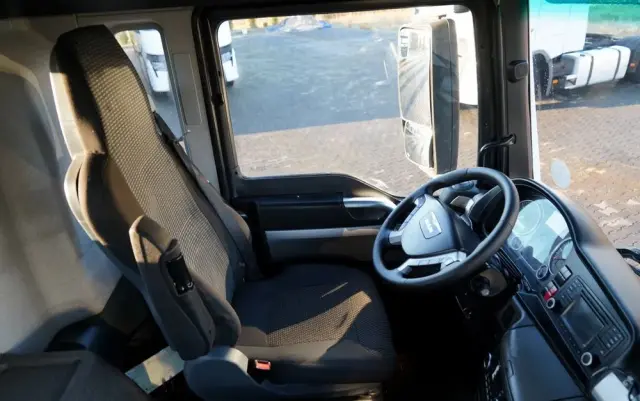 MAN TGS 26.440 / HAKOWIEC / MARREL AL TAM 20U  / 20 T / 6x2 / OŚ SKRĘTNA PODNOSZONA / OPONY 100% / EURO 6 