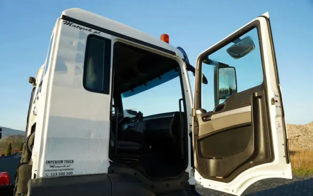 MAN TGS 26.440 / HAKOWIEC / MARREL AL TAM 20U  / 20 T / 6x2 / OŚ SKRĘTNA PODNOSZONA / OPONY 100% / EURO 6 