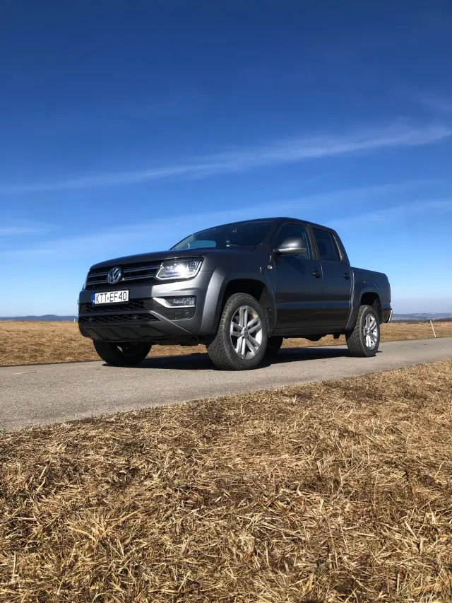 VOLKSWAGEN Amarok Highline 4Mot