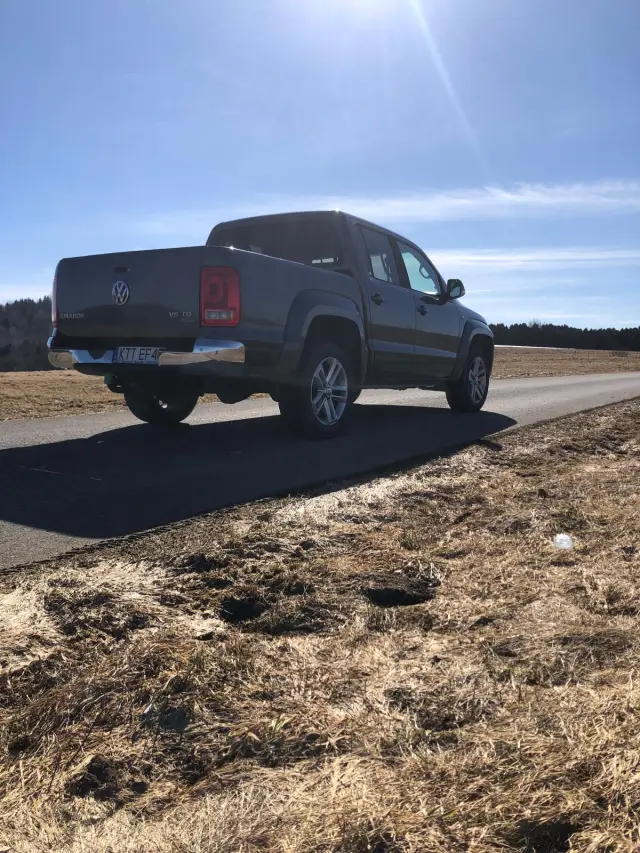 VOLKSWAGEN Amarok Highline 4Mot