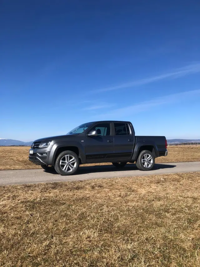 VOLKSWAGEN Amarok Highline 4Mot