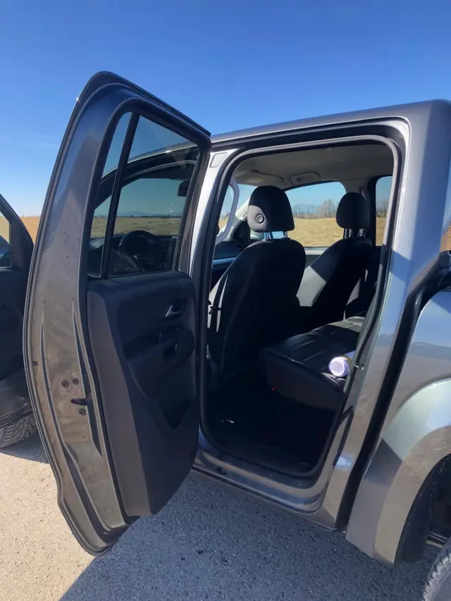 VOLKSWAGEN Amarok Highline 4Mot