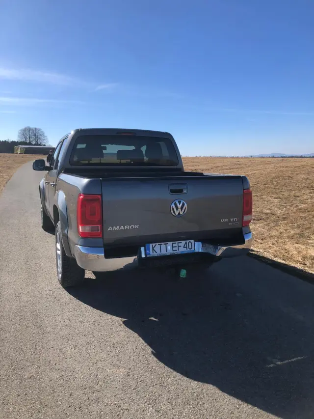 VOLKSWAGEN Amarok Highline 4Mot