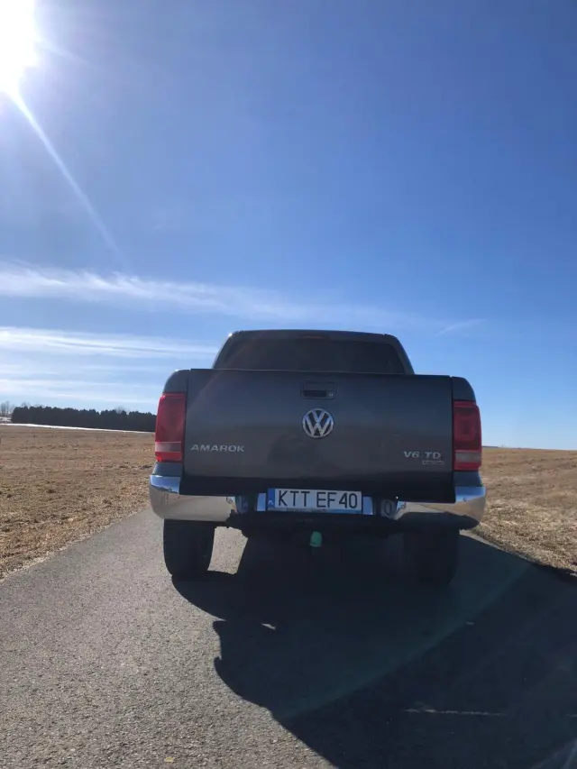 VOLKSWAGEN Amarok Highline 4Mot