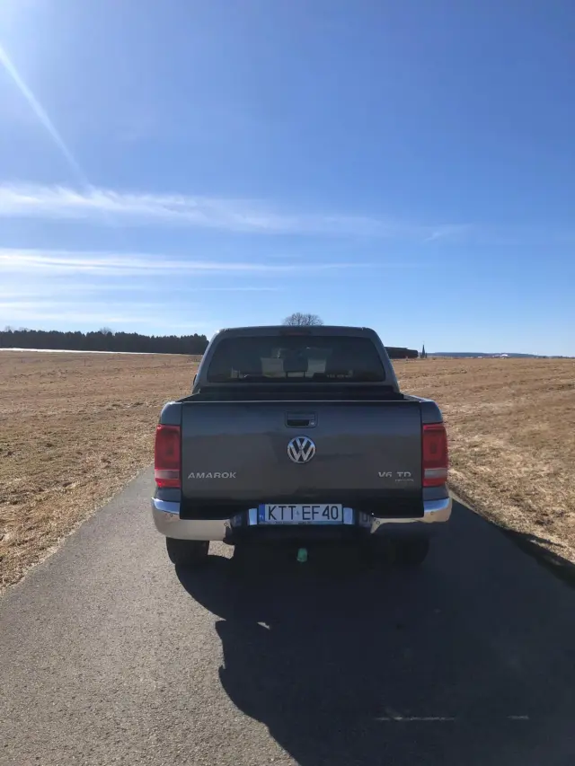 VOLKSWAGEN Amarok Highline 4Mot