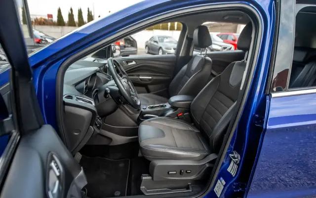 FORD Kuga 2.0 TDCi 4x4 Titanium