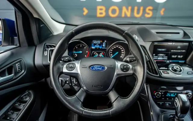 FORD Kuga 2.0 TDCi 4x4 Titanium