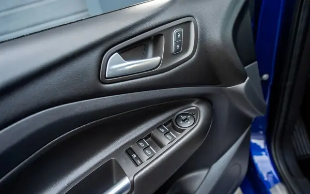 FORD Kuga 2.0 TDCi 4x4 Titanium