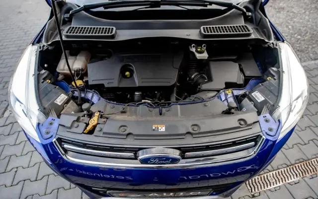 FORD Kuga 2.0 TDCi 4x4 Titanium