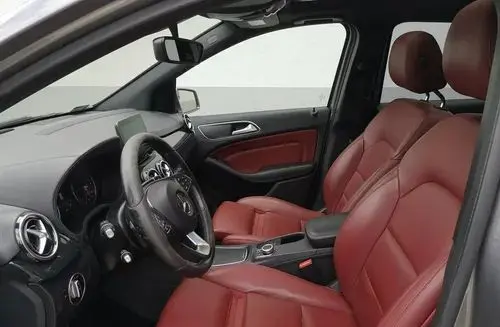 MERCEDES-BENZ Klasa B 