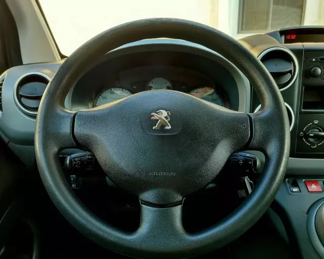 PEUGEOT Partner Tepee 110 Stop&Start Allure