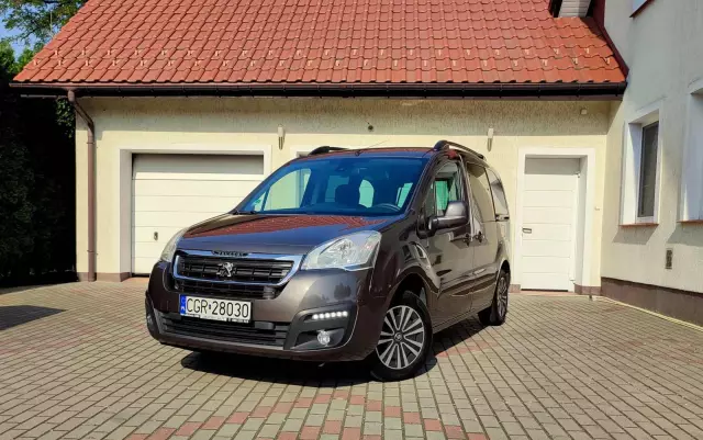 PEUGEOT Partner Tepee 110 Stop&Start Allure